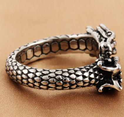 Titanium Steel Retro Chinese Dragon Ring (European &amp; American)
